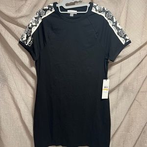 Calvin Klein - snakeskin shoulder tee shirt dress  - black
